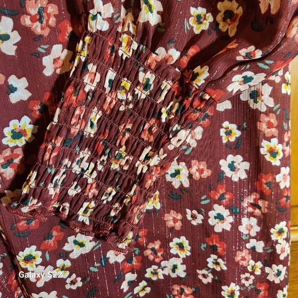 BCBGeneration Deep V neck Skater dress women's size L - Picture 9 of 11